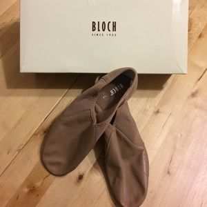 Bloch slip on shoes for girls
