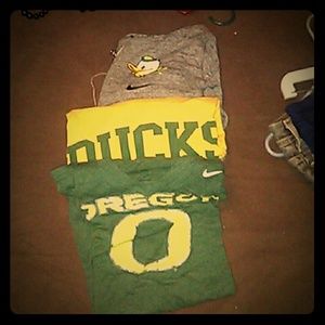 Sweatshirt and two tees Oregon ducks