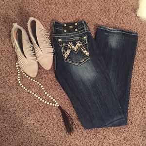 Dark wash miss me jeans