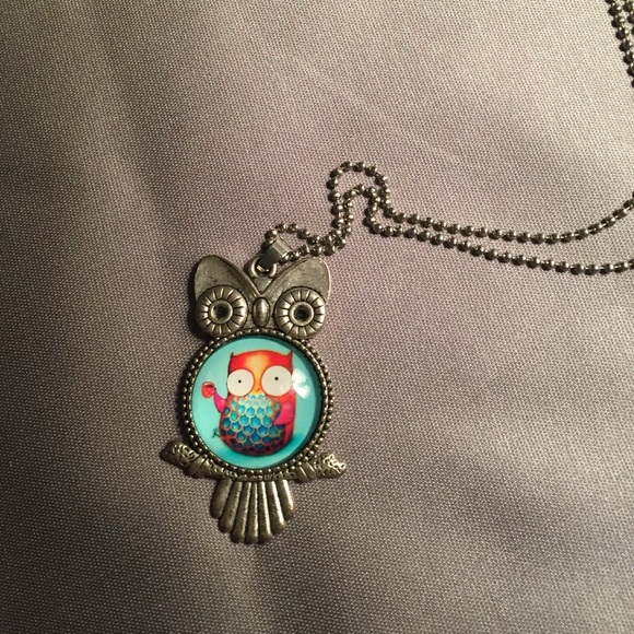 Owl Necklace with 27" chain - Picture 2 of 3