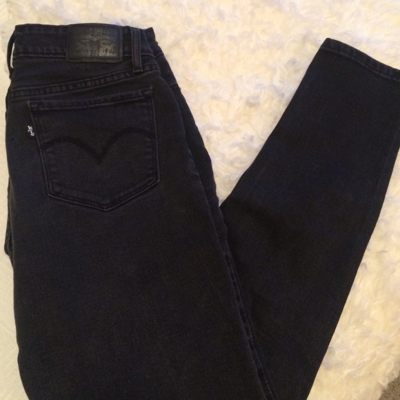 Levi's 711 Skinny
