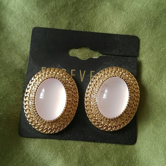 *bundle* Forever 21 rose button clip on earrings