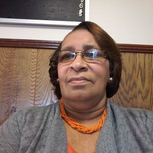 Meet your Posher, Earline