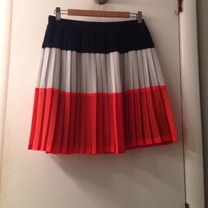 Pleated skirt