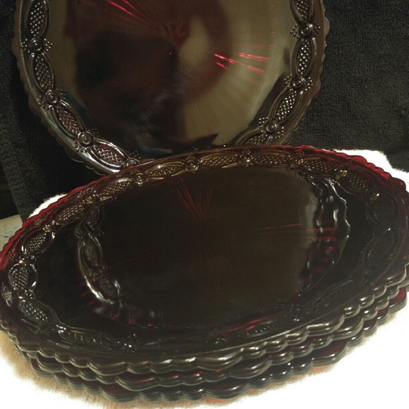 4 Vintage cape cod dinner plates