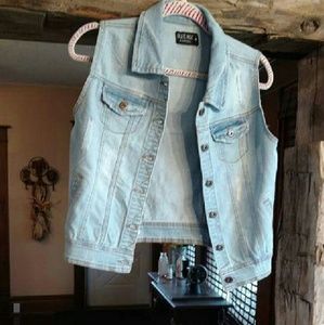 Women's jean vest