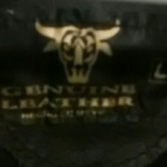 Vest - Picture 2 of 2