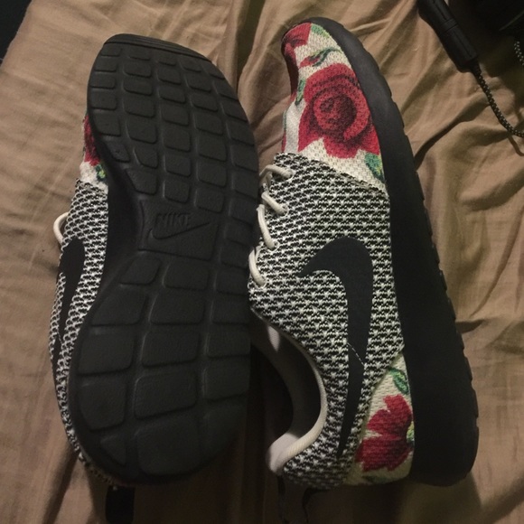 Customized roshes - Picture 2 of 2