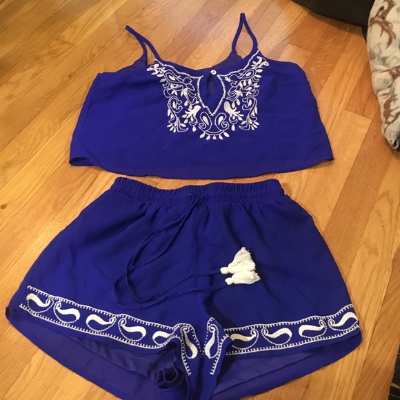 Cute outfit comes together