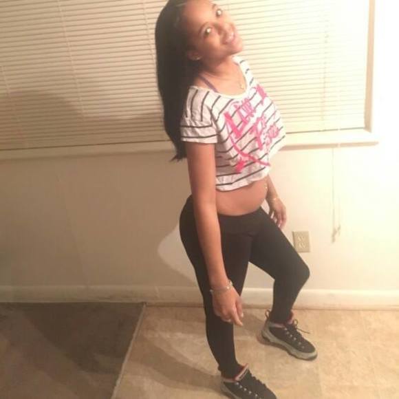 Meet your Posher, Iesha