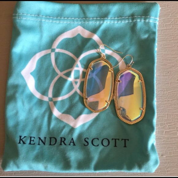 Kendra Scott- Danielle iridescent earrings