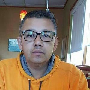Meet your Posher, Efrain