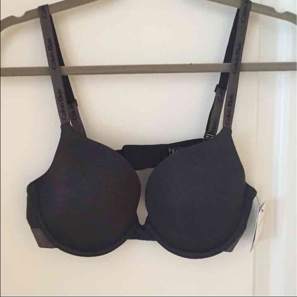 NWT Calvin Klein bra