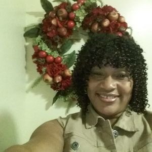 Meet your Posher, Earline