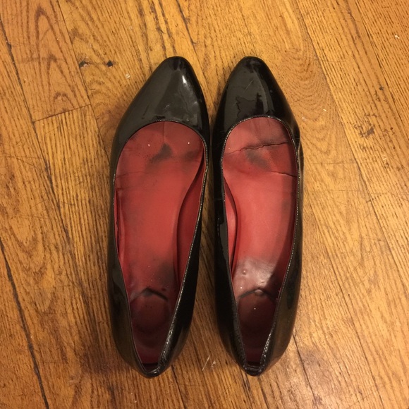 Black patent leather Cole Haan flats