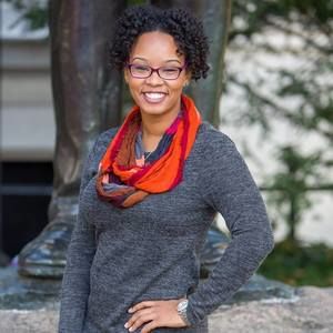 Meet your Posher, Chanel