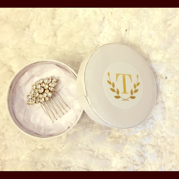 Crystal gemstone headpiece!