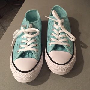 Aqua converse all star tennis shoes!