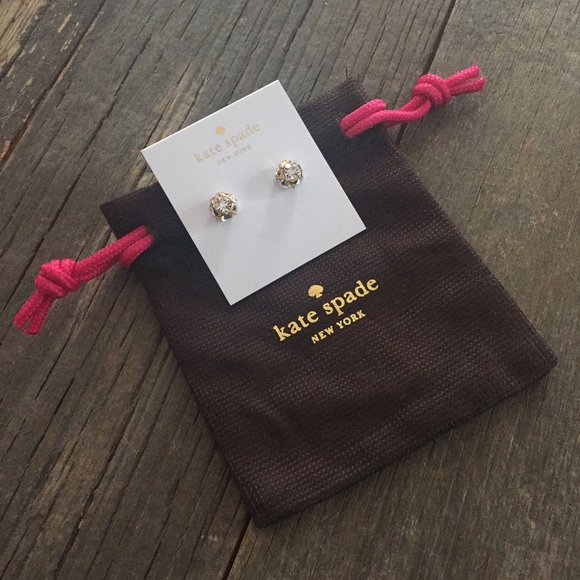 Kate spade stud earrings🎉🎉AmazingDeal🎉🎉 - Picture 2 of 4