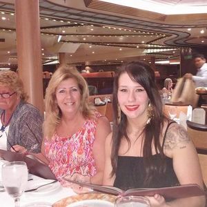 Meet your Posher, Pam