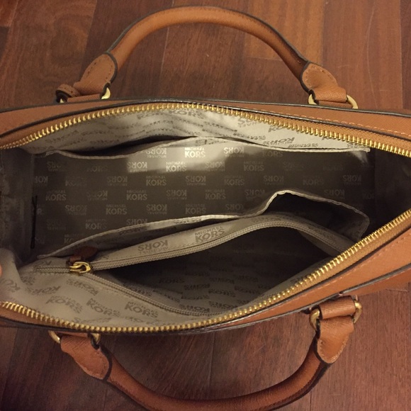 Michael Kors handbag - Picture 4 of 4