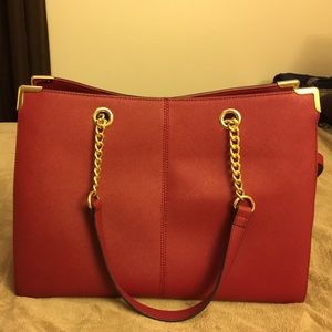 Wilson's Leather Burgundy Leather Shoulder Bag