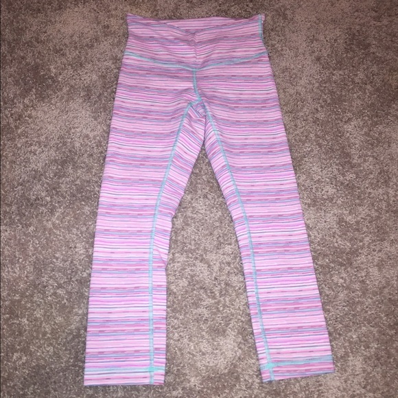 Lululemon Wunder Under Crops