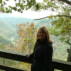 Meet your Posher, Linda