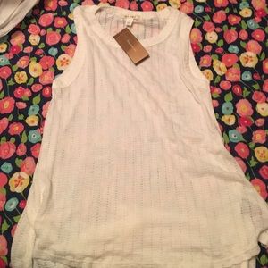 Sleeveless sweater size L BNWT
