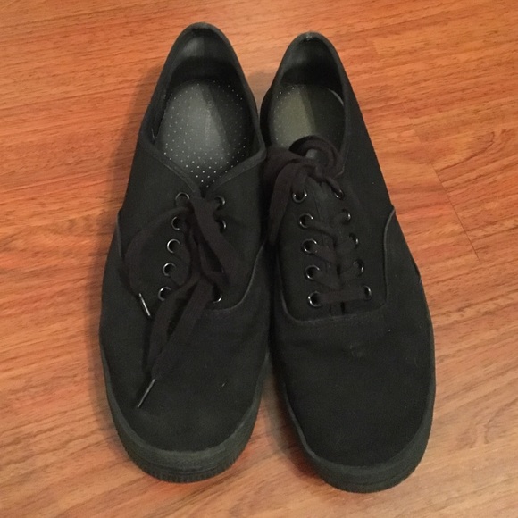 Black canvas shoes