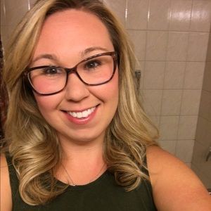 Meet your Posher, Veronica