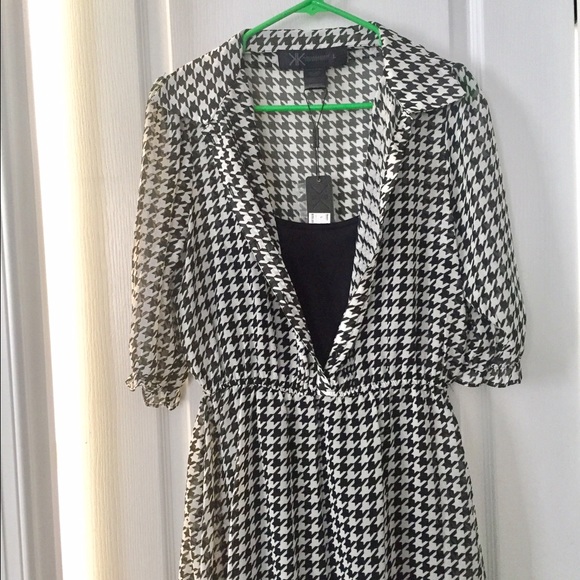 Kardashian Collection Black/White Dress