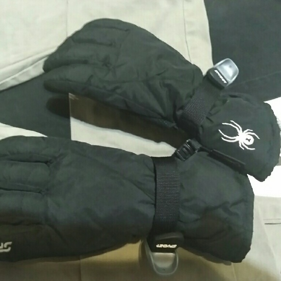 SPYDER  XS womens WINTER Gloves used one day