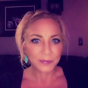 Meet your Posher, Candy