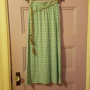 Maxi skirt with tie