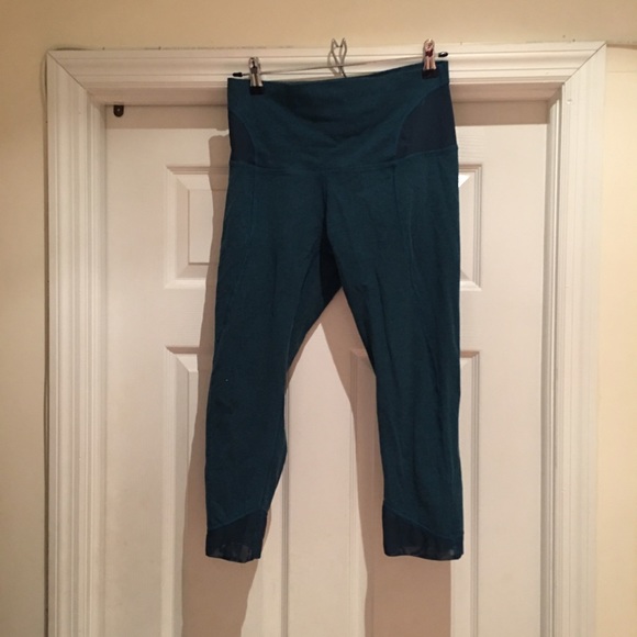 Lululemon pants size 10