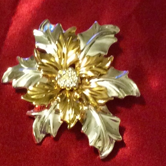 Pin / Pendant - Picture 3 of 4