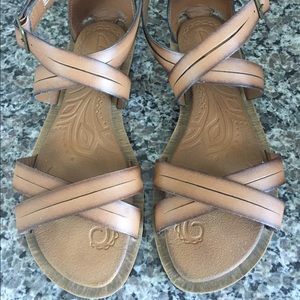 Clarks like new leather sandals