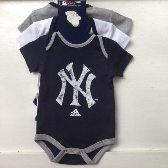 NWT Yankees onesies