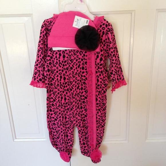 NWT Baby Essentials pink leopard footed outfit with hat - Picture 2 of 2
