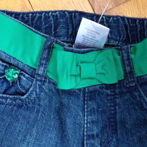 NWT Gymboree jeans with green belt - Picture 2 of 2