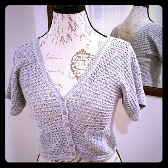 Mossimo Supply Co. Cropped short sleeve cardigan M