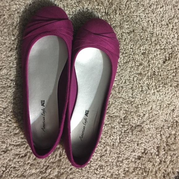 Magenta suede flats! Never worn!