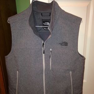 Men's North Face Vest