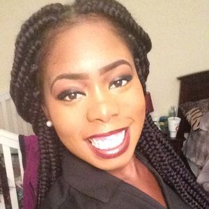 Meet your Posher, Nina