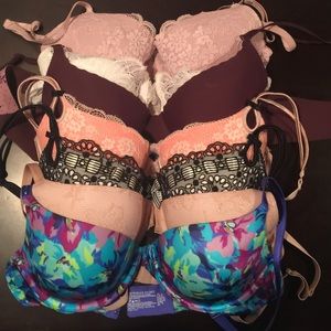 SALE! Bundle of Victoria's Secret Bras!!