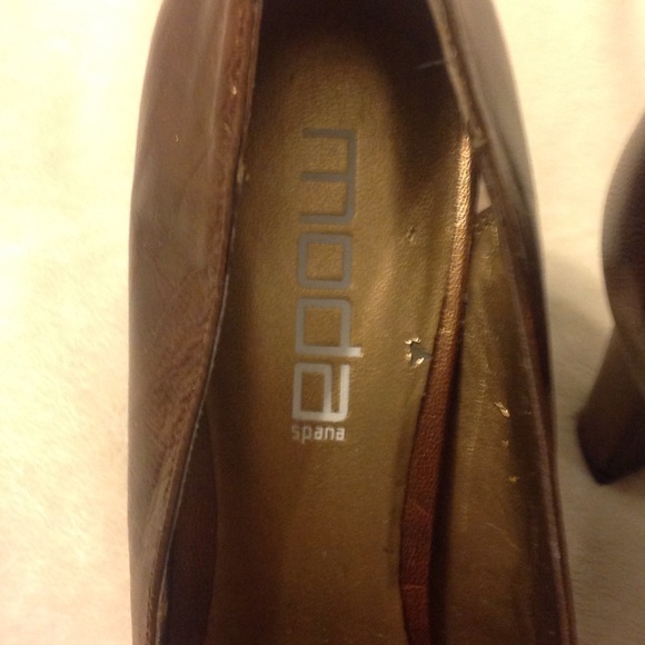 MODA Spana Bronze Metallic Open-Toe Heels. Size 10 - Picture 3 of 4