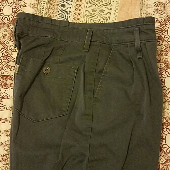 Levi's - Picture 3 of 4