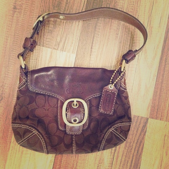 Chocolate Brown Coach purse - Picture 1 of 1