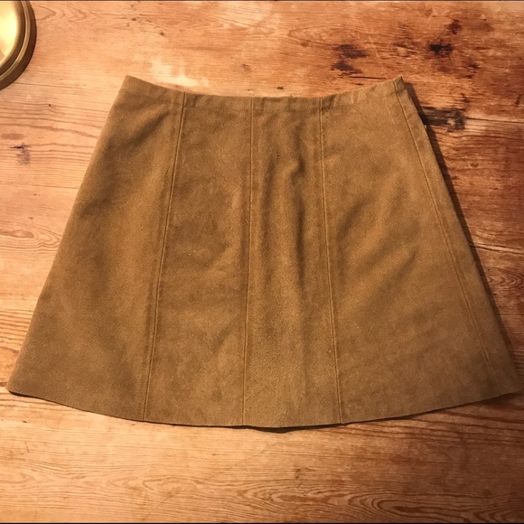 Reformation Tucson Suede Snap Up Skirt - Picture 3 of 4